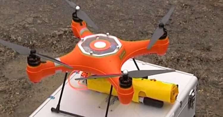 Un drone sauveteur pour assister les maîtres-nageurs français