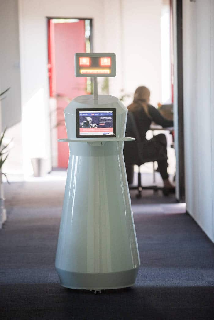 Sheldon, le robot de service des aéroports de Paris