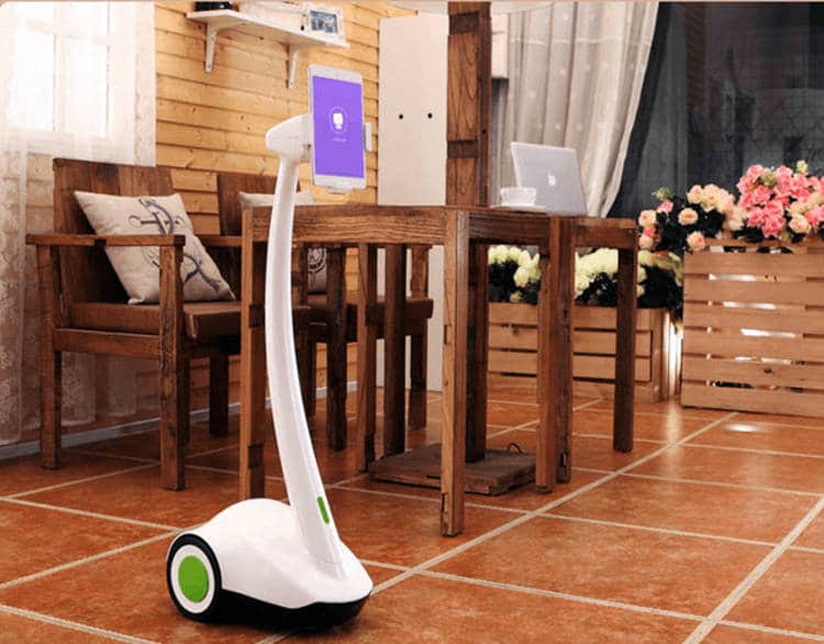 PadBot U1 un robot de téléprésence et objet connecté