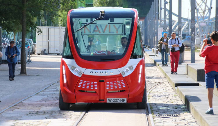 Le premier bus autonome mis en circulation est à Lyon !