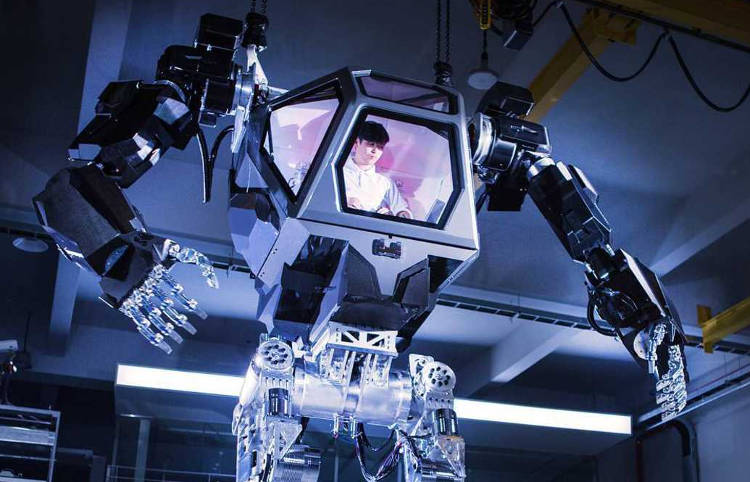 Un nouveau robot géant et effrayant qui ressemble à un film de science-fiction 