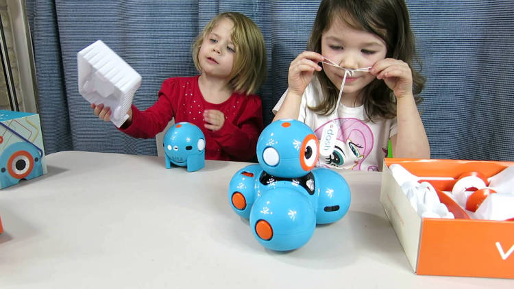 robot de compagnie pour les enfants