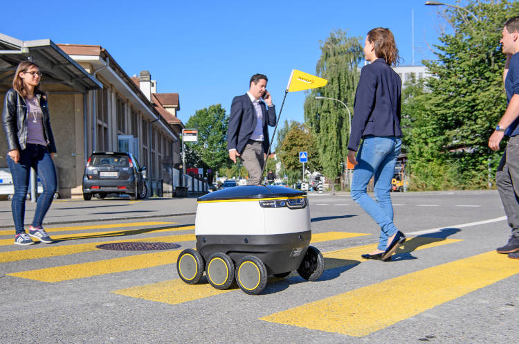 En suisse, des robots facteurs sonnent à votre porte, le personnel de la Poste s’inquiète