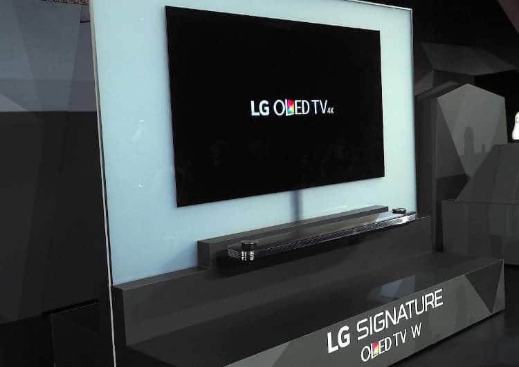 LG a conçu un téléviseur aussi fin qu’une photographie (moins de 3 mm)