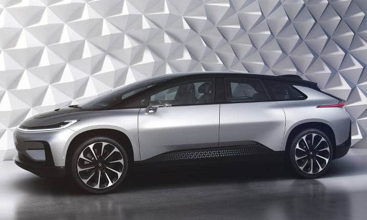 Faraday future ff91 un véhicule autonome plus puissant que la Supercar de Ferrari