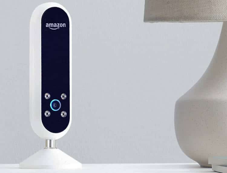 Amazon lance Echo Look, votre nouveau conseiller mode