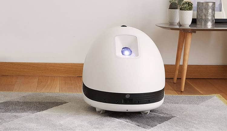 Keecker, le robot de compagnie pour regarder Netflix en grand format (et plein d’autres usages !)